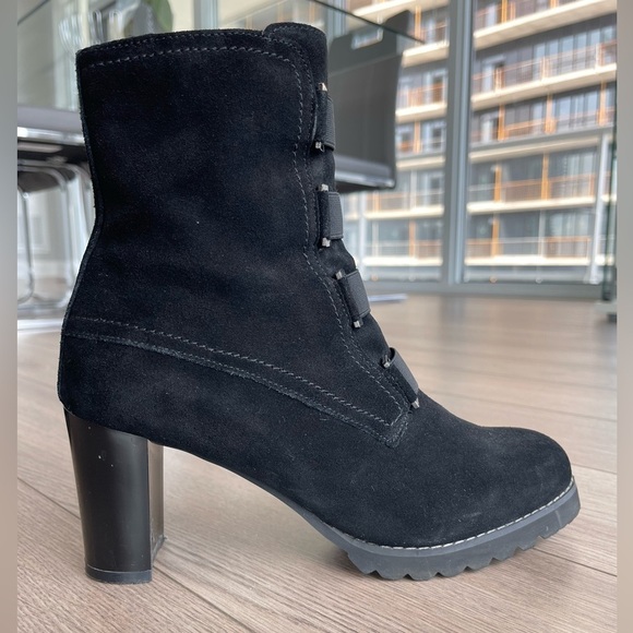 BLONDO - Reilly Waterproof Black Suede Boots - Picture 6 of 11